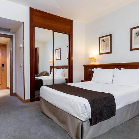 Rafaelhoteles Ventas (Adults Only) Madrid Exterior photo