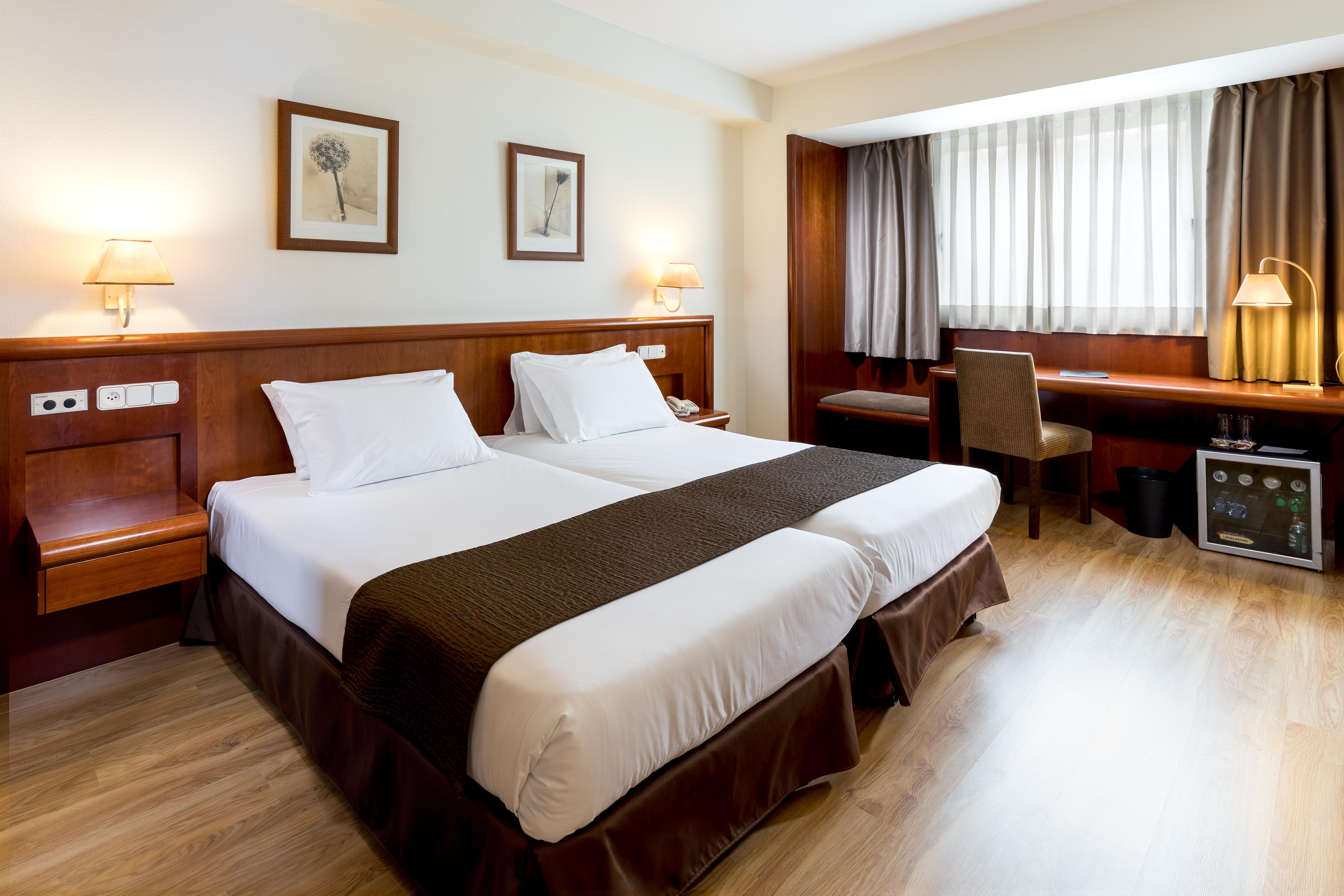 Rafaelhoteles Ventas (Adults Only) Madrid Exterior photo